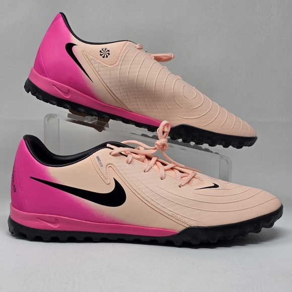 Athletic_Shoes